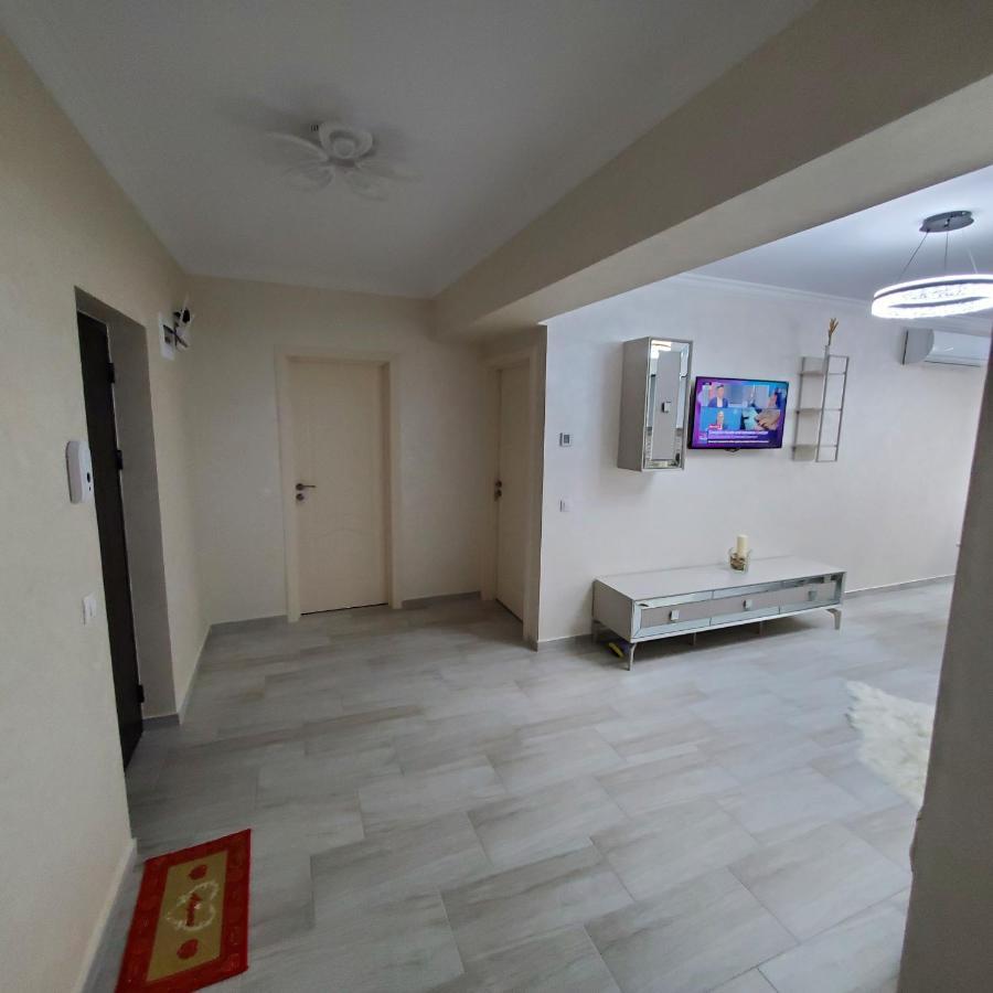 Luxury Apartament Bacovia Bacău Exterior photo